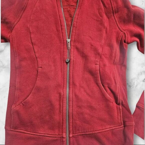 Lululemon Size 4 Red Scuba Full Zip - Picture 3 of 5